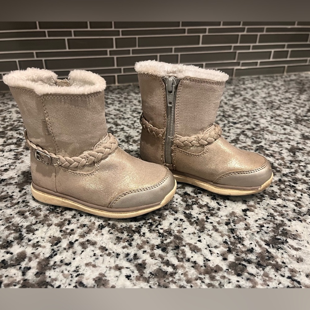 GUC Stride Rite 360 Girls 7 boots